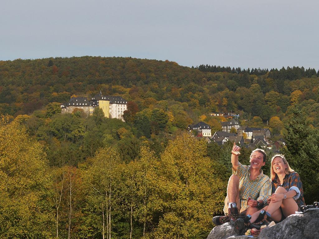 Hotel Zum Weissen Stein Kirchen  Buitenkant foto