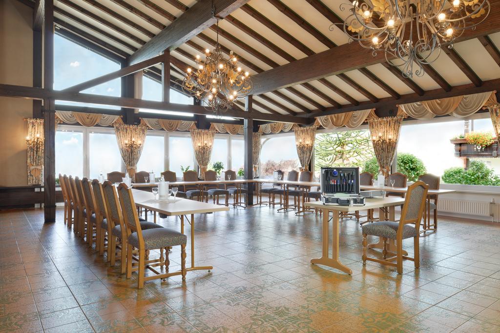 Hotel Zum Weissen Stein Kirchen  Buitenkant foto